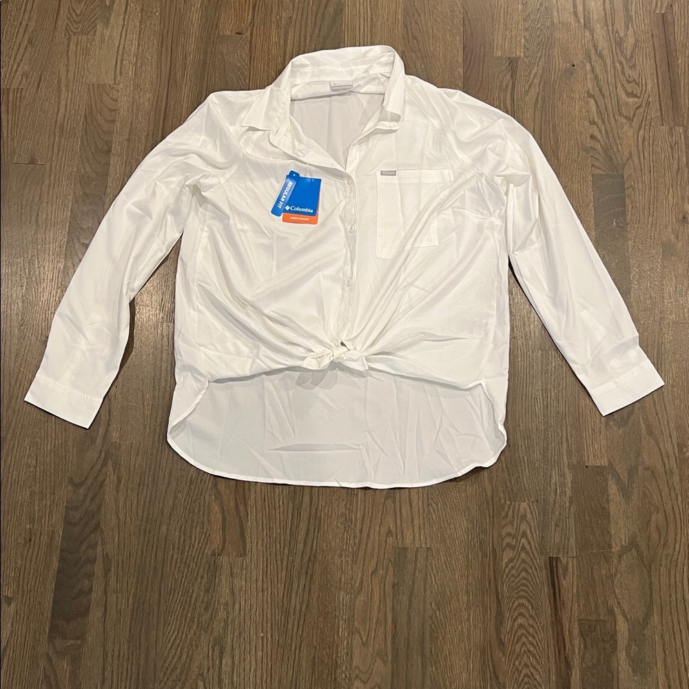 Columbia White Omni-Shade Long-Sleeved Button Up Shirt